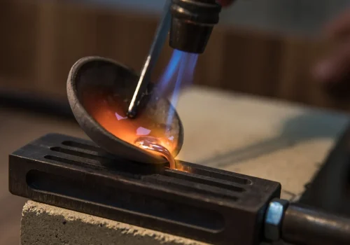 melting-iron-high-temperature_11