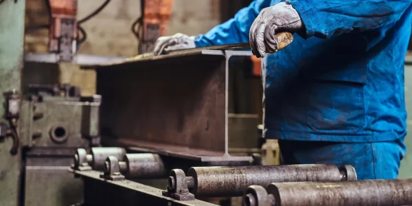 worker-is-controlling-process-ra