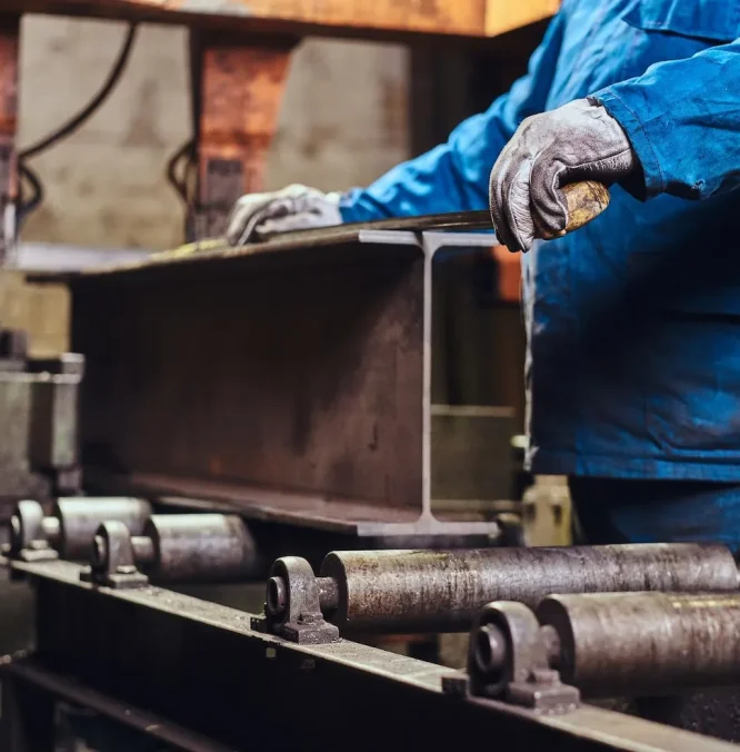 worker-is-controlling-process-ra